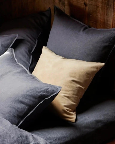 Feathers vs. Down: Unlocking the Secret to Your Perfect Pillow